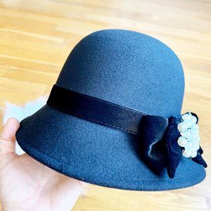NWOT Felt Cloche Flapper Hat - Peaky Blinders